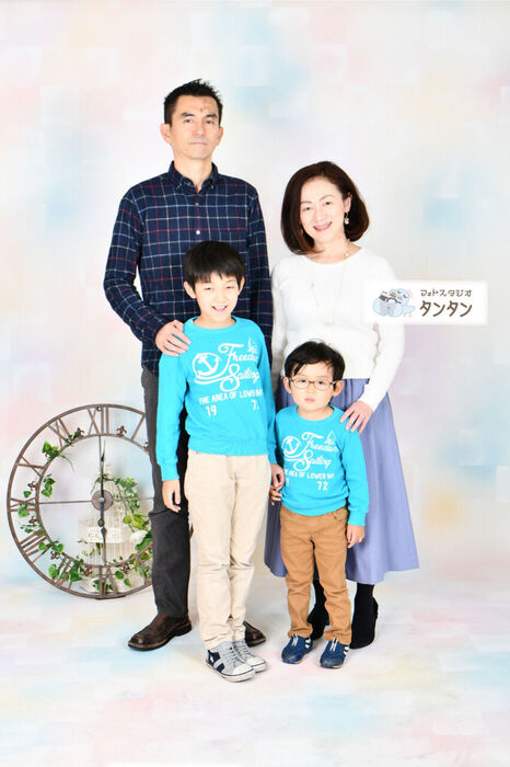 2E9B1BD7-C00D-4099-98EB-CA21D08EBBF9