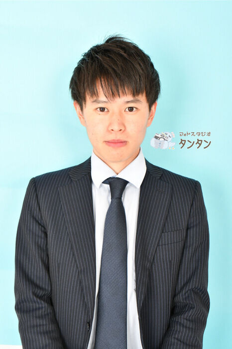 DA8671F4-333B-42C9-9583-68A3F7C48312