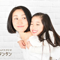 572FEC8B-78A4-4F99-994C-993B34F79547