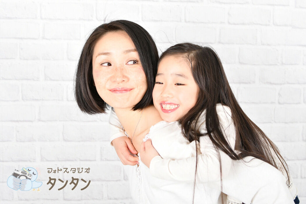 572FEC8B-78A4-4F99-994C-993B34F79547