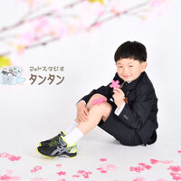 5957B874-2355-40FB-B795-29F0BBE93703