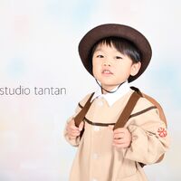 F67A8CD1-FDED-481C-89A7-C47B11F035A2