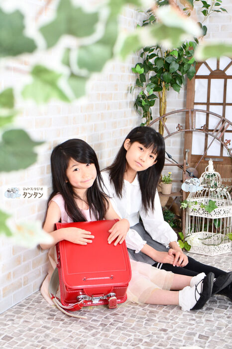 D2CA38A8-FAEC-42CB-A853-2D0877F6CE11