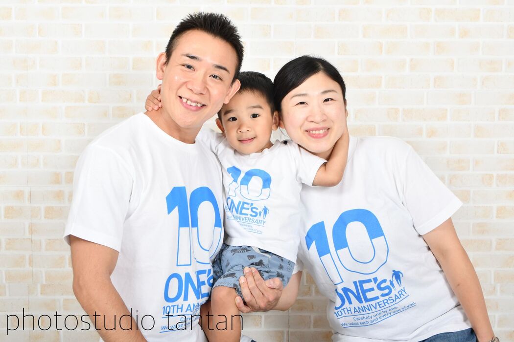7A06B8D8-670C-46D1-9FF7-0C8E10BB434D