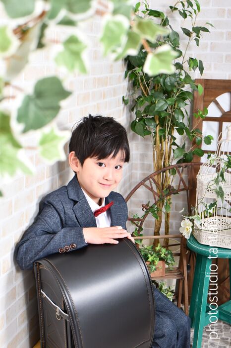 D7A4A8DF-5142-448B-B570-11A6457E6C49