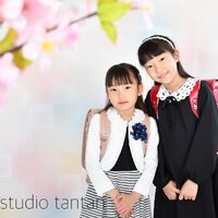 F27685EA-625C-4C93-87BB-D4D46B34206A